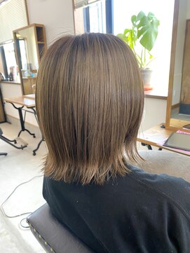 ヴィアルス 美園店(VIARS) オリーブベージュ/くすみカラー/アッシュカラー