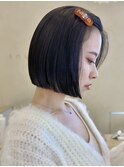 切りっぱなしボブ小顔カットグレージュミルクティ