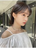 切りっぱなしボブ似合わせカット小顔ヘアメルティカラー前髪