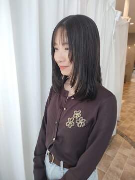 オーストヘアジジ(Aust hair Gigi) フェイスレイヤー/Aust hair北千住美容院