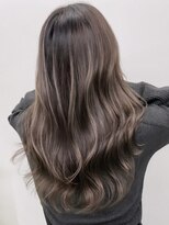 ジルブラン(JIL BLAN) ハイライトバレイヤージュダブルカラーショートカット30代40代