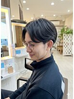 フゥカ 類家店(fuka)&nbsp;八戸刈り上げセンターパート