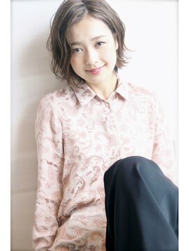 バルバオ サロンドベレーザ 大須(BALBAO salon de belleza) 【ＢＡＬＢＡＯ】耳かけエアリーショート