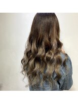 フツーロ 栄(FUTURO)&nbsp;プルエクステ