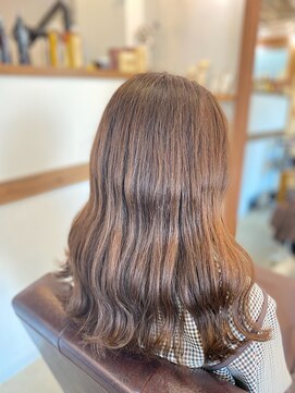 アイノベル(‘Inovel’) カット＋カラー＋oggiottoトリートメント（8step）