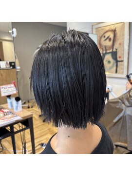 アルマヘアー(Alma hair by murasaki) ◇ラインが可愛い◎切りっぱなしミニボブ