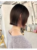 切りっぱなしボブ×イヤリングカラー