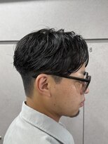 ニコ トウキョウ ロジック(nico TOKYO Logic)&nbsp;メンズセンターパートニュアンスパーマアップバング