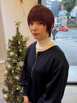 ヘアーアイスカルテット(HAIR ICI QUARTET) 20代30代◎冬カラーレッドショート×小顔見せハンサム
