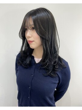 パース 横浜(PERS) olive gray × layer cut