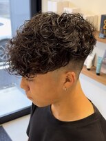 ホワイト(WHITE)&nbsp;スペインカール/フェード/外国人風