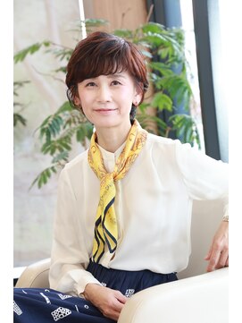 エフ イチリン 本八幡店(F.ICHIRIN) 華やかウルフショート