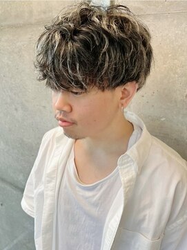 ルフュージュ リッタ(Refuge litta) ホワイトハイライト/20代30代40代