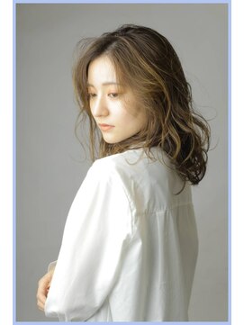 グランアージュ 北千住(grandage) ベージュハイライト