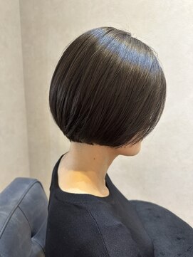 ネウィ 大分中央町店(newi) 【まーぼー】@maa___bo_カットで決まる！まとまりショートボブ♪