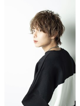 ユーフォリア 渋谷グランデ(Euphoria SHIBUYA GRANDE) Euphoria/小松/ツイストスパイラルパーマツーブロックウルフ