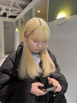 ムーム(Momb)&nbsp;抜きっぱなしブロンドリタッチ