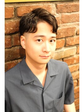 ブロートーキョーバーバーショップ 神田店(Bro Tokyo BARBERSHOP) 【神田】ツーブロックグリースセットビジネススタイル