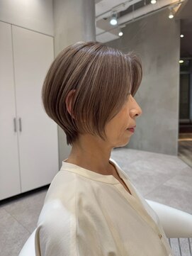 ソワネ 表参道(soigne) 青山白髪ぼかしハンサムショートカットアッシュブラウン30代40代