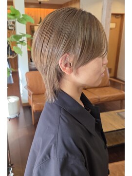 ヌーク(NEUK) ウルフカット