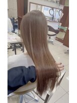 プログレス つくば店(PROGRESS by ヂェムクローバーヘアー)&nbsp;ミルクティーベージュ（ブリーチ無しのダブルカラー）