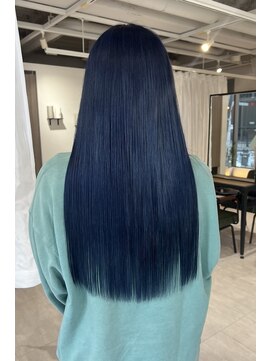 トリムバイエンヴィ(tlim by ENVY) 色落ちがシルバーになるネイビーブルー/ブリーチ２回必須