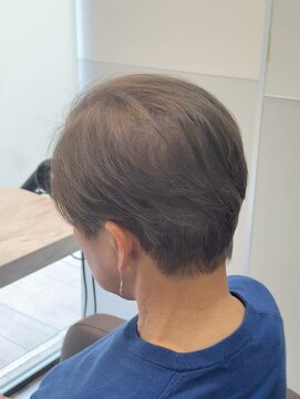 hair salon Heir【4月19日NEW OPEN(予定)】 トップふんわり若見え白髪ぼかしベリーショート