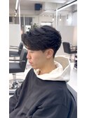 シルエット綺麗なセンターパート