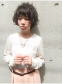 【morio池袋】黒髪でも重く見えないラフウェーブショート