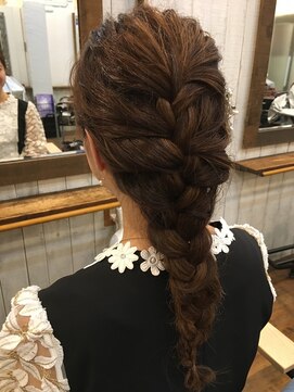 リノ(Lino) 表編み込みスタイル☆