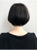ショートボブブラック_エアリーミディショートパーマ_ba307093