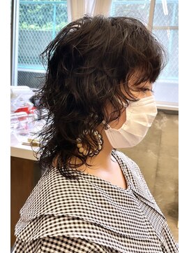 ザ デイ(THE DAY) ハードパーマとウルフカット