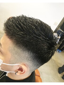 オレンチメンズヘアー(ORENCHI MEN'S HAIR) クロップ　フェードスタイル