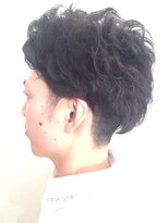 ヘアー ブラット(hair Brat)&nbsp;メンズ　ツーブロック　アップバング