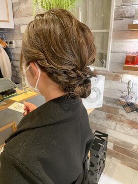 ネオリーブ チロル 横浜西口店(Neolive CiroL.) アップアレンジ☆結婚式ヘアー