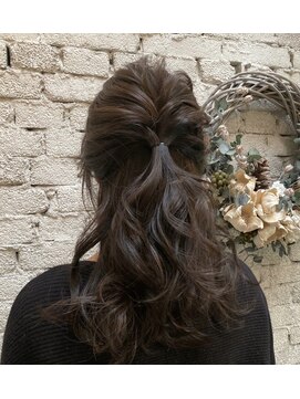 ルシードスタイル プルス(PLUS) ふんわりハーフアップ