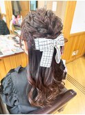 ねじり編み込みハーフアップ
