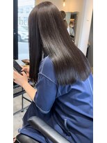 ヘリム(HELIM)&nbsp;グレーベージュカラーダークアッシュベージュくすみカラー黒髪