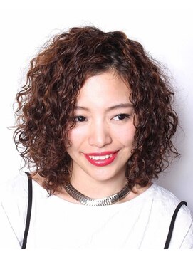 ラブ ロック Love' Lock 【Love'Lock 代官山】ボブカットのスパイラルパーマ☆