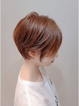 ロハスバイケンジ(LOHAS by KENJE) 20代、30代におすすめ、くびれショート