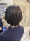ショートボブ