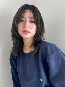 アンアミ シブヤ(Un ami shibuya) 【Unami】レイヤー/ミディアムレイヤー/オリーブベージュ