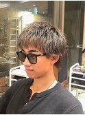 前髪上げ下ろしどちらでも決まる スパイキーショート