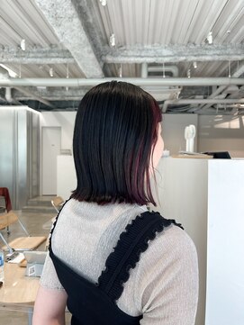 ソア(soa) 丸くならないボブ/インナーピンクカラー/枚方美容室