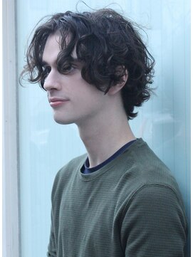 ジジバイワースホワイル(jiji by WORTH WHILE) 刈り上げセンターパートサーフカール波巻きツイストスパイラル