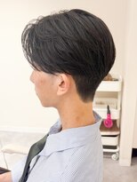 バトン(BATON)&nbsp;メンズカット/毛流れカット/センターパート/韓国風