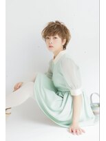 ウォームリーヘアールースト(warmly hair roost) 「スカートでも似合うショート」ガーリーショート