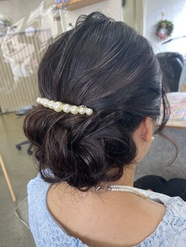 ヘアーステージブルーム(HAIR STAGE BLOOM) ゆるふわローアップ