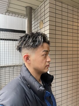 ウェルネス(Wellness) ツイストスパイラルサイドパートスキンフェード50