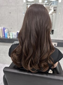 エンディアリング 東銀座(Endearing) ショコラアッシュ/ヘルシースタイル/ふんわりカール/銀座/東銀座